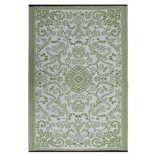 Prater Mills Indoor/ Outdoor Reversible Green/ Cream Rug Outdoor Rugs