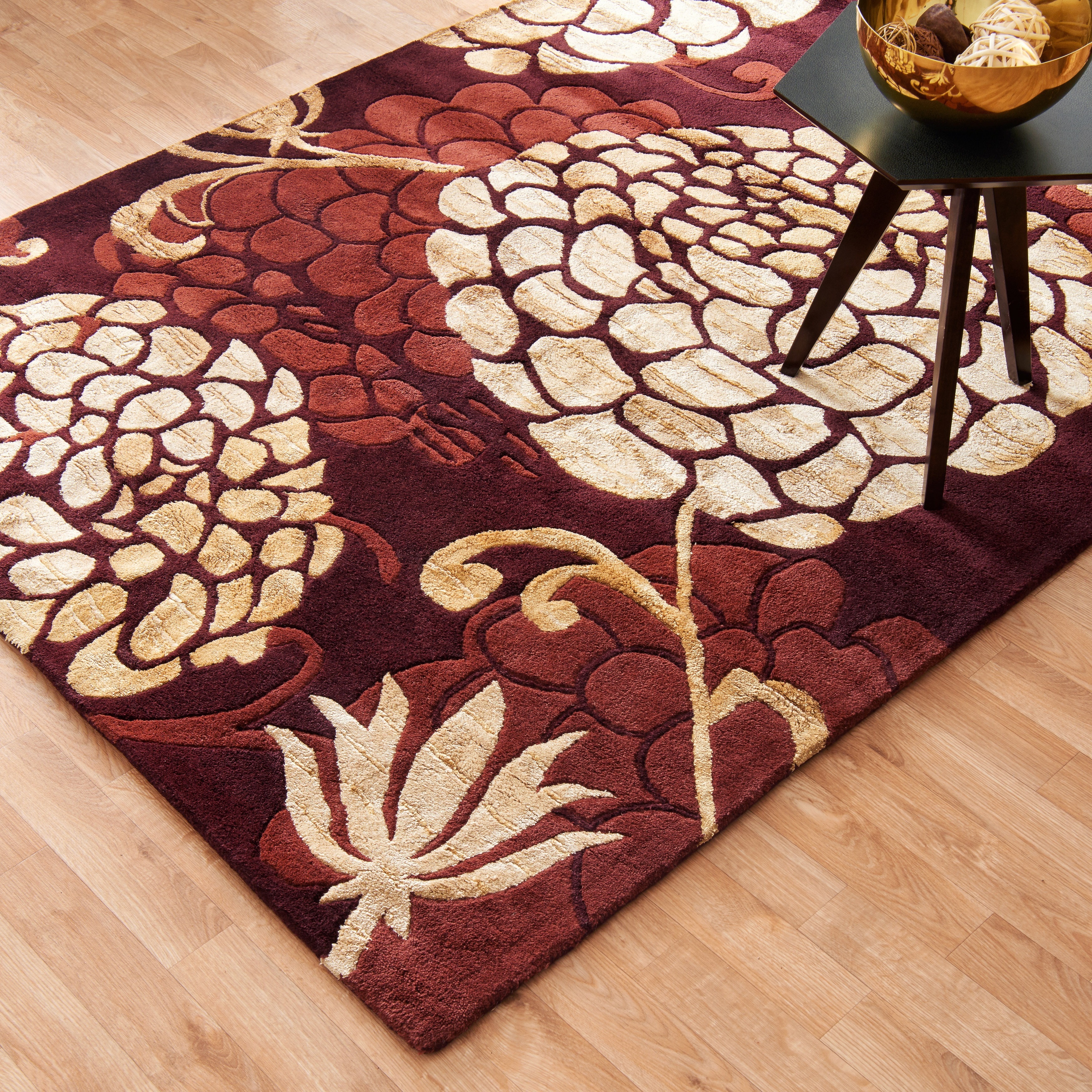 Hand tufted Jackson Wine Wool Rug (50 x 76) Today $272.99 Sale $