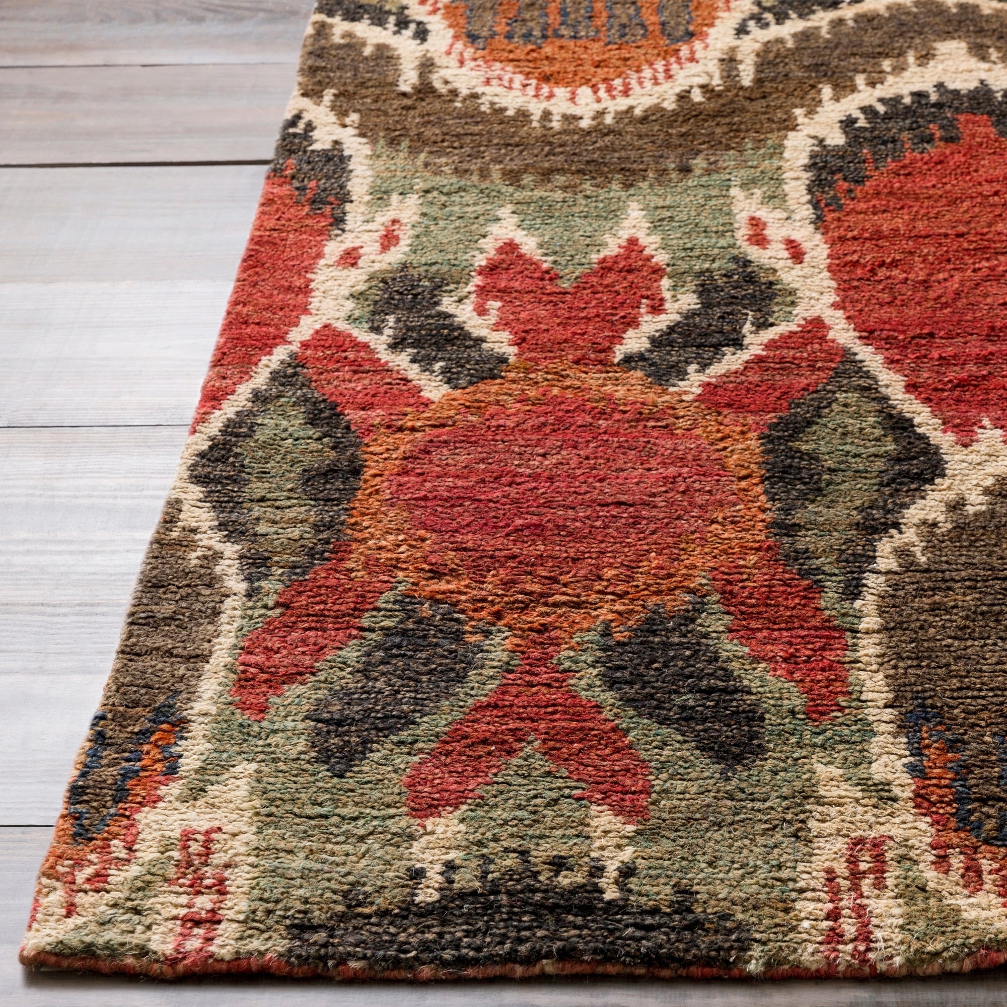 Hand woven Abstract Turbo Red Hemp Rug (26 X 8)