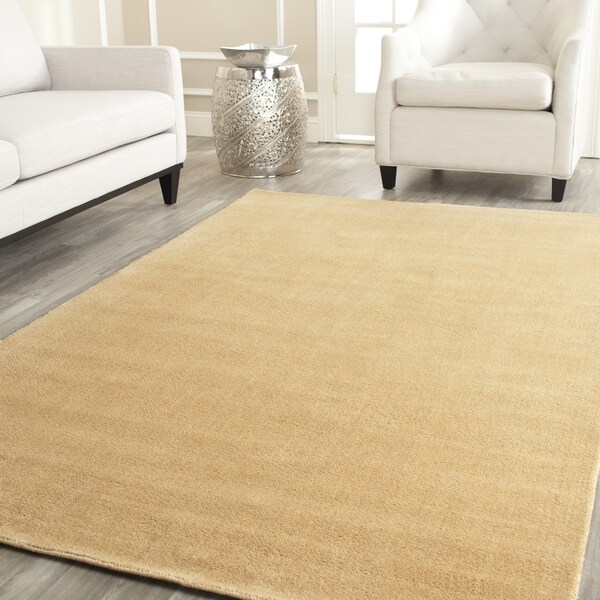 Safavieh Handmade Himalaya Solid Beige Wool Area Rug - 9' x 12'