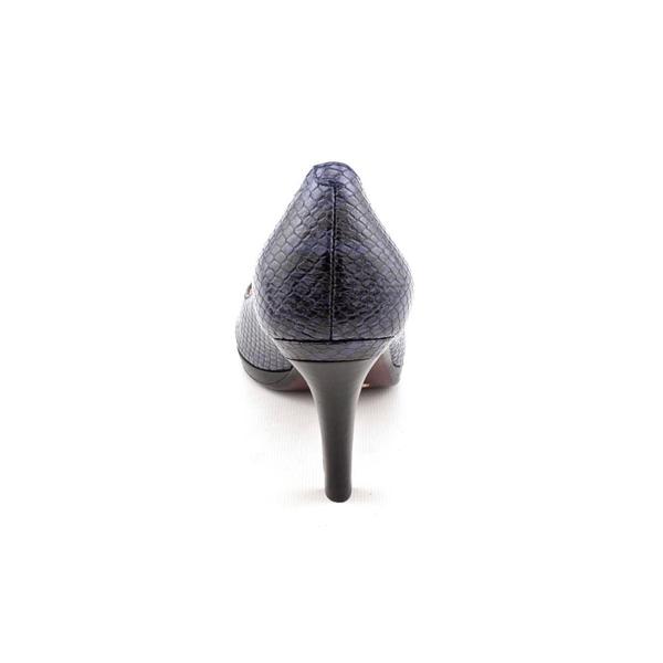 cole haan navy blue pumps