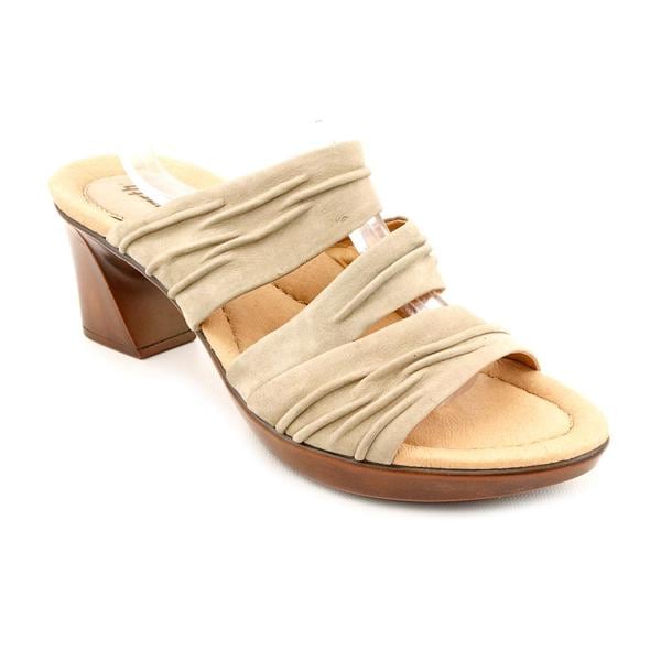 Earth Women's 'Wellspring' Leather Sandals (Size 9) Earth Sandals