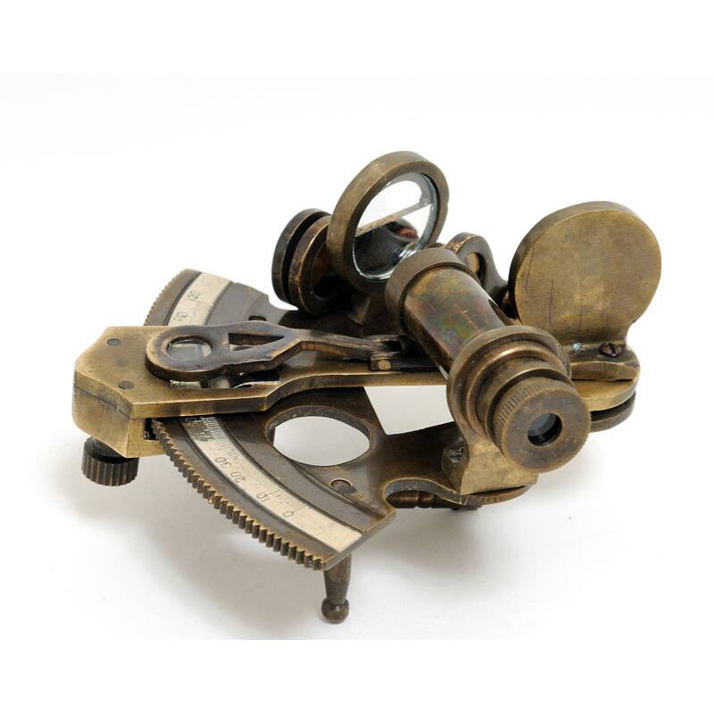 Old Modern Handicrafts Small Nautical Sextant with Leather Case
