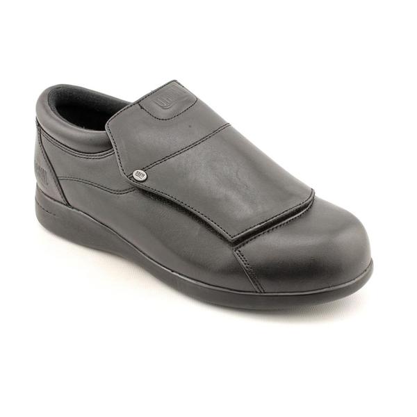 mid top dress shoes
