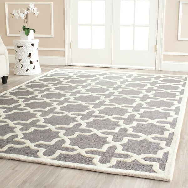 Safavieh Handmade Moroccan Cambridge Silver Wool Rug - 9' x 12'