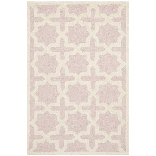 Safavieh Handmade Moroccan Cambridge Light Pink Wool Rug - 2'6 x 4'