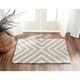 Safavieh Handmade Cambridge Dellie Modern Moroccan Wool Rug - Thumbnail 3