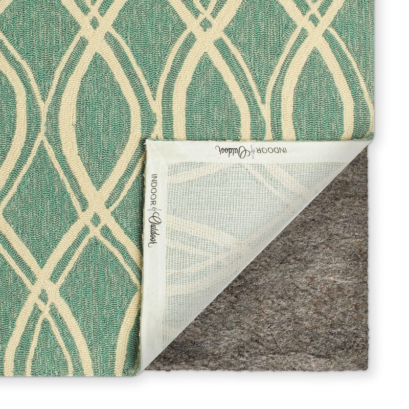 Alexander Home Capri Geometric Links Hand-hooked Indoor/ Outdoor Rug