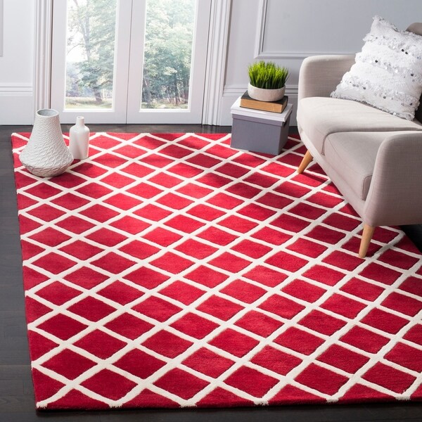 Safavieh Handmade Moroccan Chatham Red Wool Rug - 8' x 10'