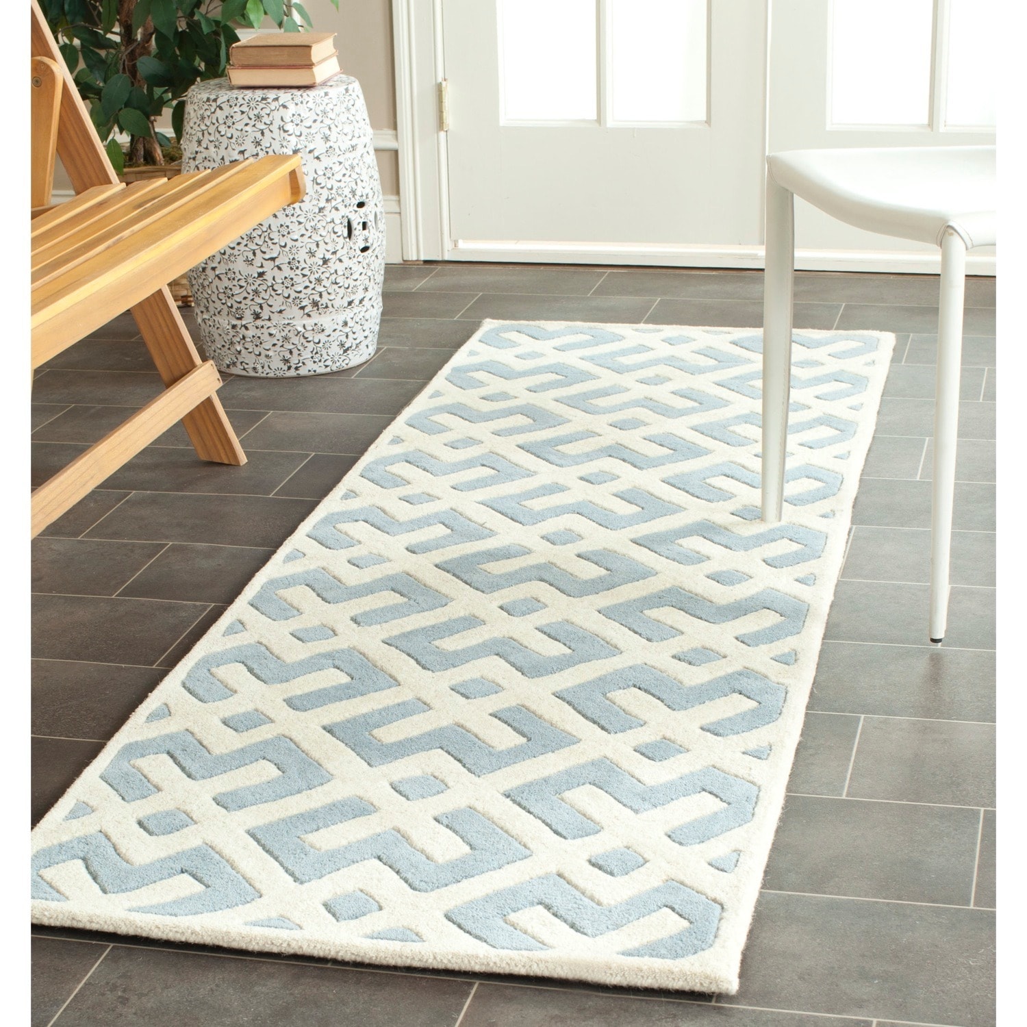 Safavieh Handmade Moroccan Chatham Blue Wool Rug (23 x 9