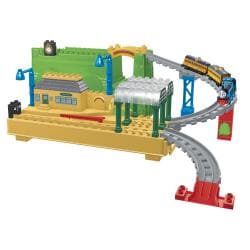 Mega Bloks Thomas and Friends All Aboard Knapford Station Play Set