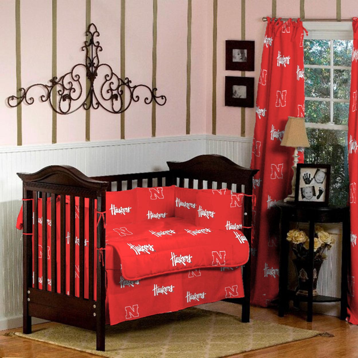 Nebraska Cornhuskers 7 piece Crib Bedding Set  