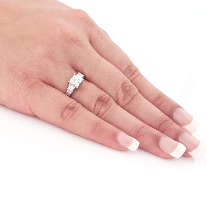 Auriya 14k Gold 1 1/2ctw Princess-cut 3-Stone Diamond Engagement Ring