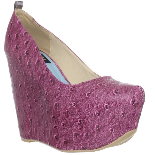 Fahrenheit Women's 'Janne 03' Fuchsia Ostrich Print Peep toe Wedge Heels Fahrenheit Wedges