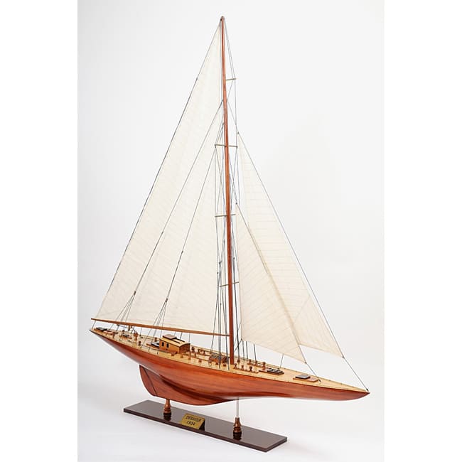 Old Modern Handicrafts Endeavour Model Ship