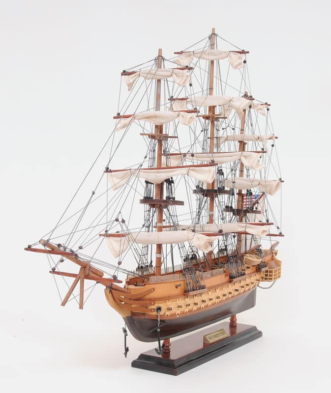 Old Modern Handicrafts USS Contitution Small Model Ship