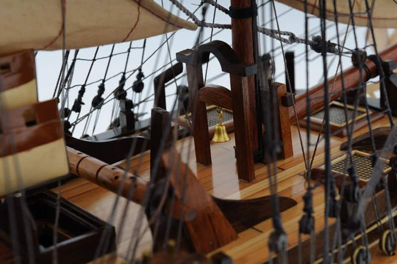 Old Modern Handicrafts HMS Bounty New Model Ship