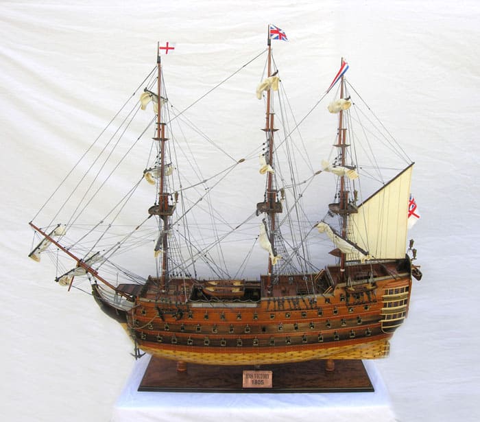 Old Modern Handicrafts HMS Victory Xl Model Ship
