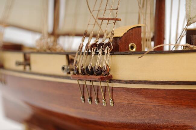 Old Modern Handicrafts Harvey Model Ship
