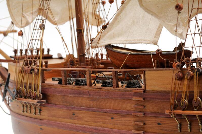 Old Modern Handicrafts Beagle Model Ship