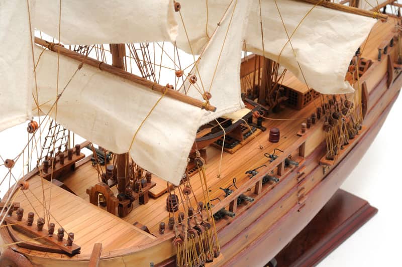 Old Modern Handicrafts Beagle Model Ship