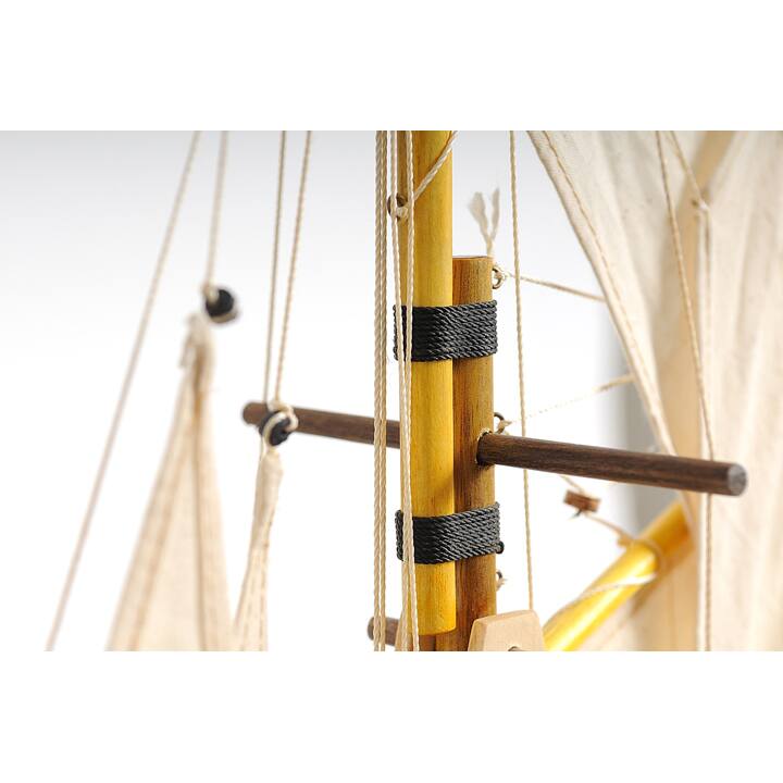 Old Modern Handicrafts Bluenose II Large Model Ship