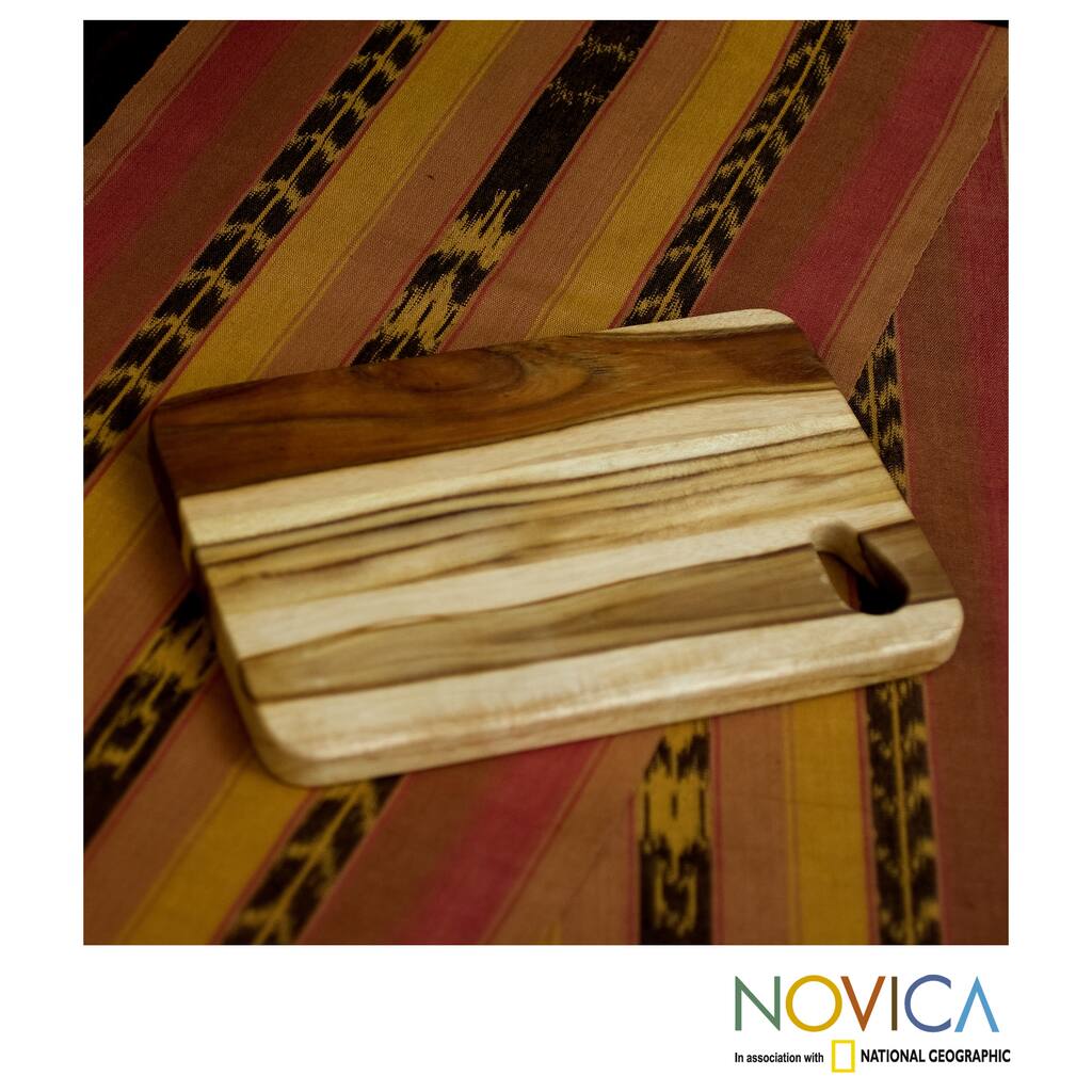 Handmade Teakwood 'Raindrop' Chopping Board (Guatemala)