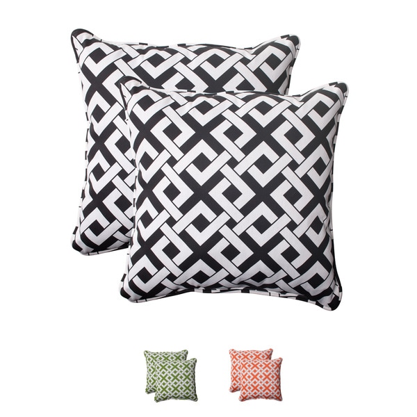 Pillow Perfect Seeing Spots 18.5 inch Outdoor Throw Pillows (Set of 2)