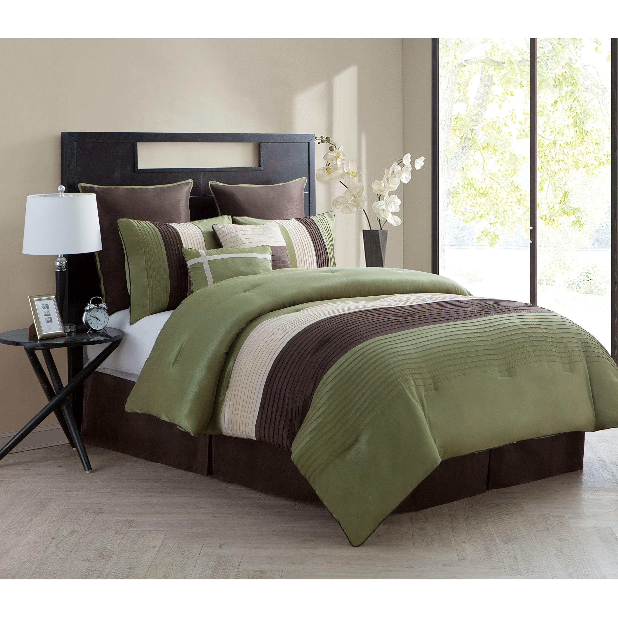 Hudson 8 piece Reversible Comforter Set