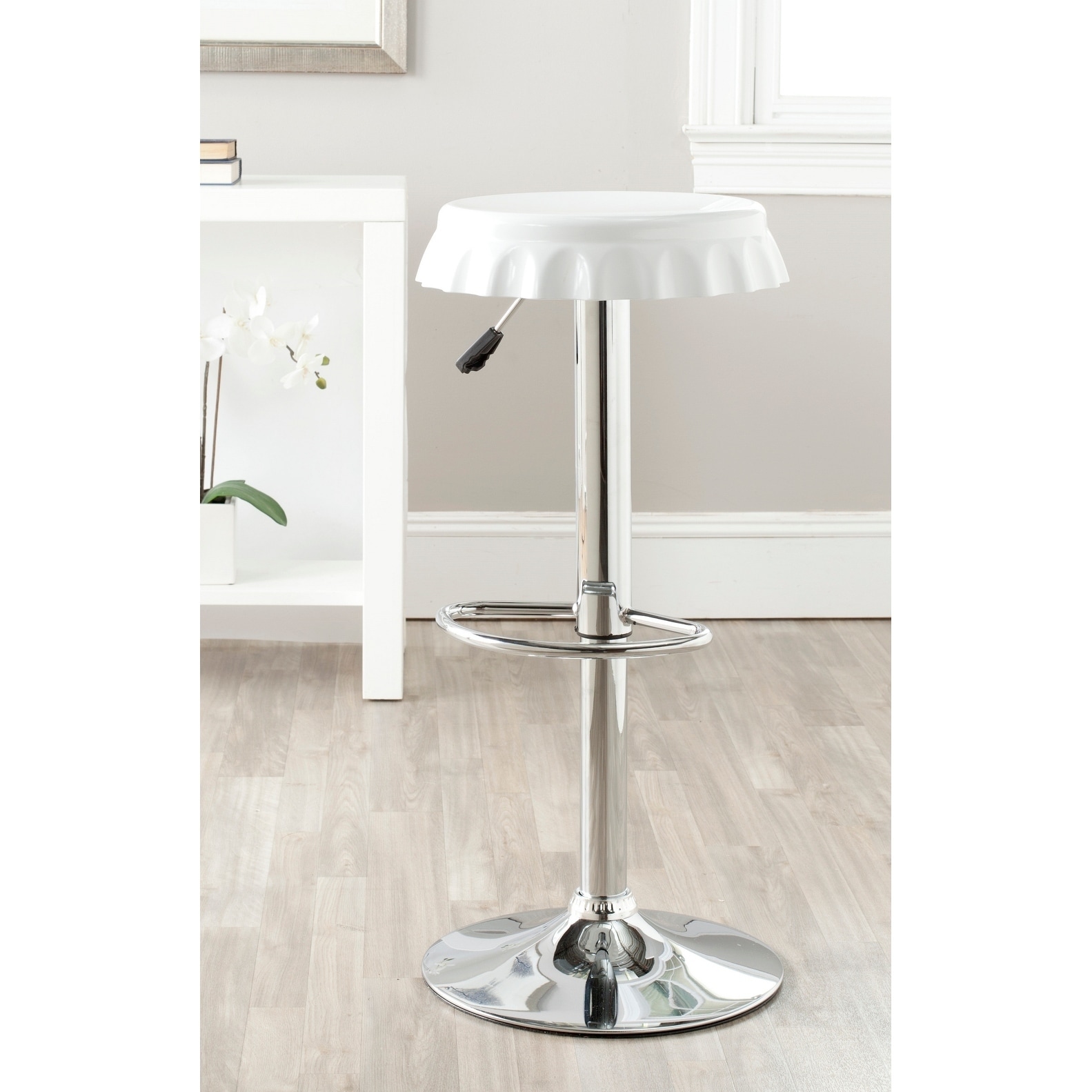 Safavieh Bunky White Adjustable 24 32 Inch Bar Stool 15 X 15 X 236 Overstock 7870118