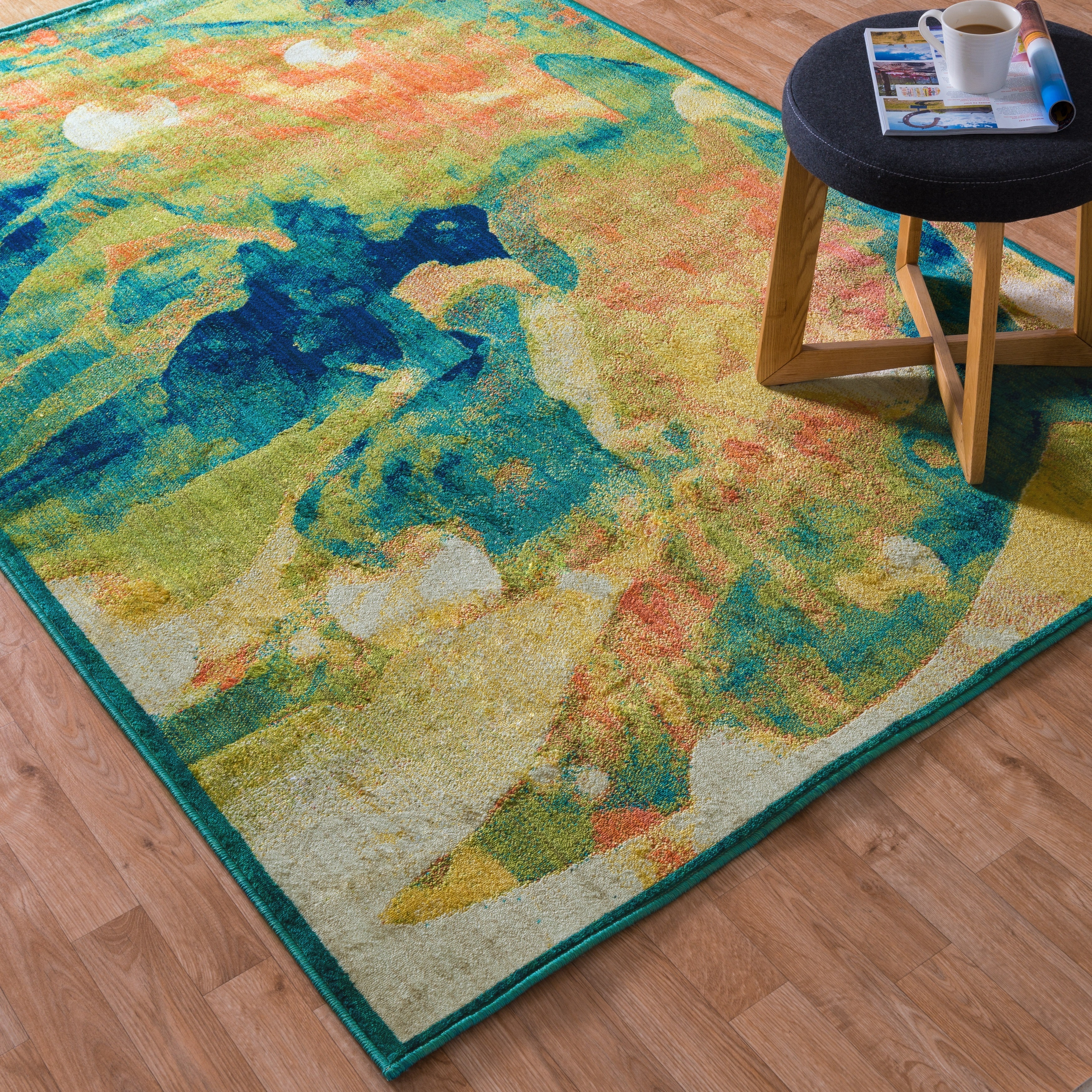 Laurent Tropical Island Rug (39 X 52)