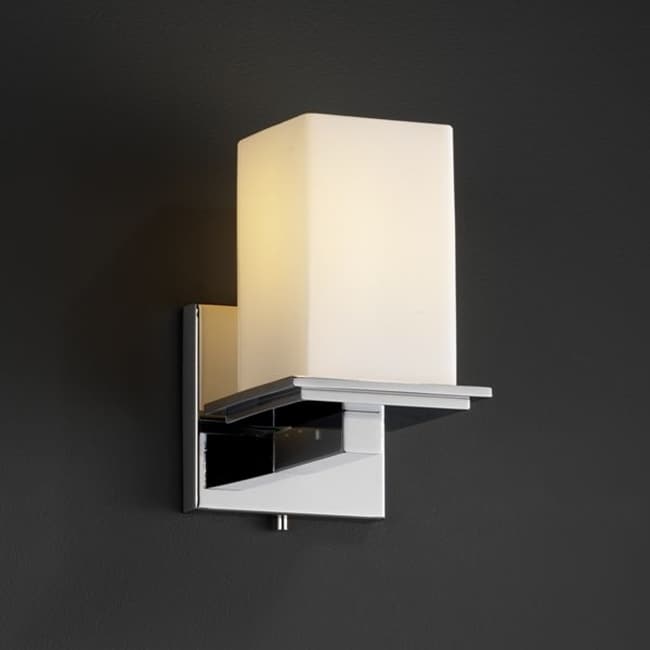 Justice Design Fusion Montana 1-light Polished Chrome Wall Sconce, Opal Square - Flat Rim Shade