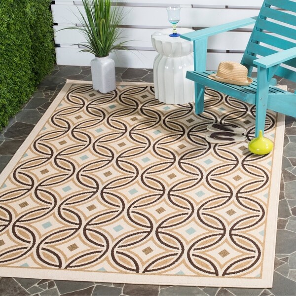 Safavieh Veranda Piled Indoor/ Outdoor Cream/ Chocolate Rug - 5'3" x 7'7"