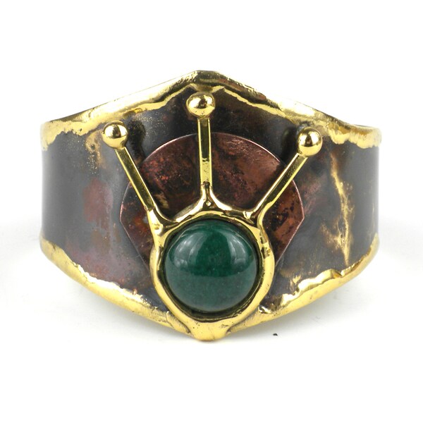 Shop Handmade Green Jade Rays Brass Cuff (South Africa) Free Shipping
