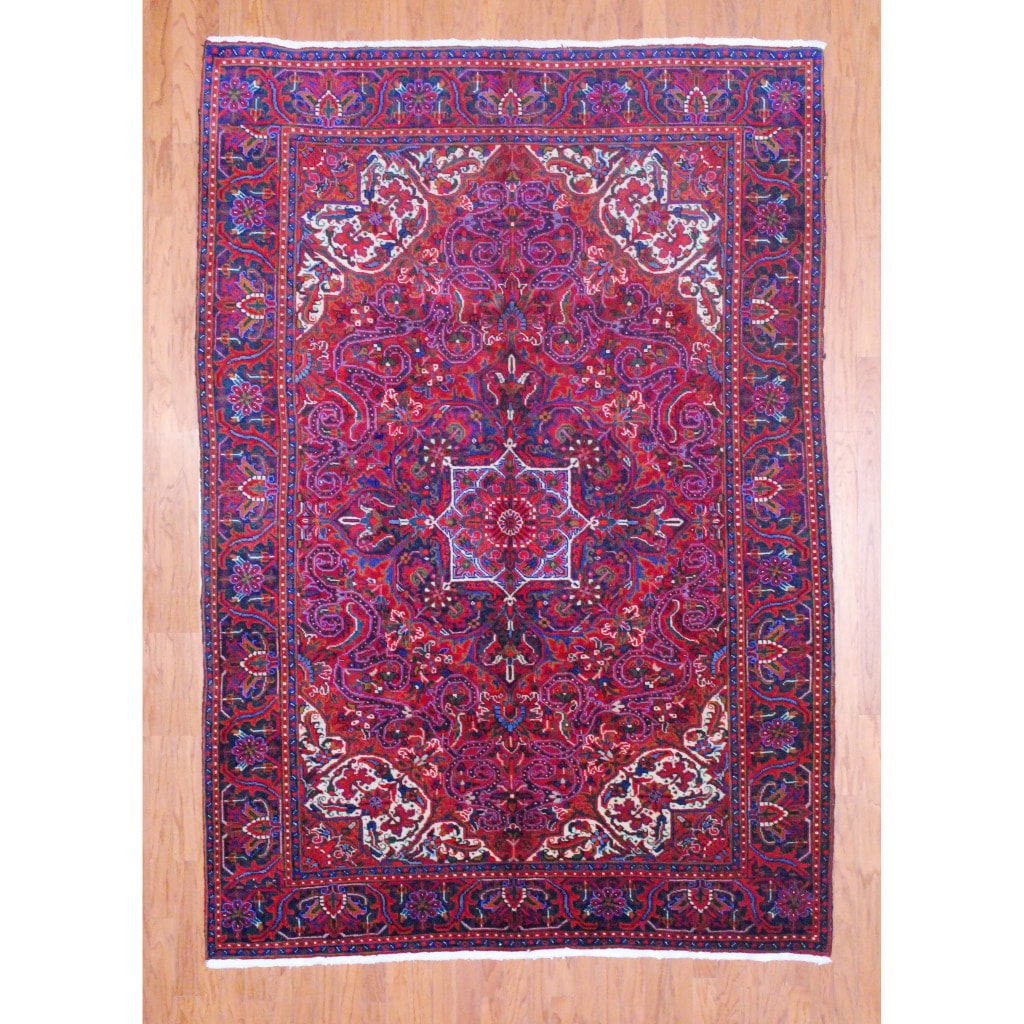 Persian Hand knotted Heriz Red/ Purple Wool Rug (68 x 98 