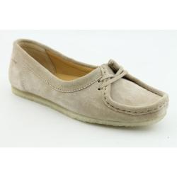 womens wallabee shoes