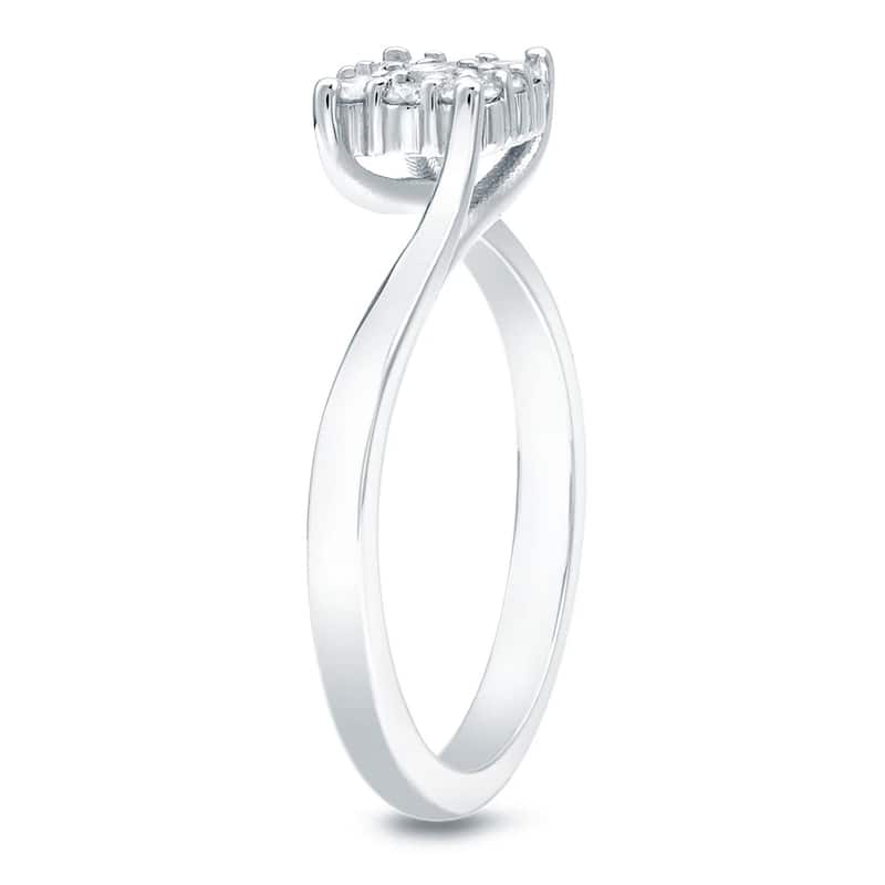 14K Gold Auriya 1/4ctw Diamond Engagement Promise Ring Square Shape