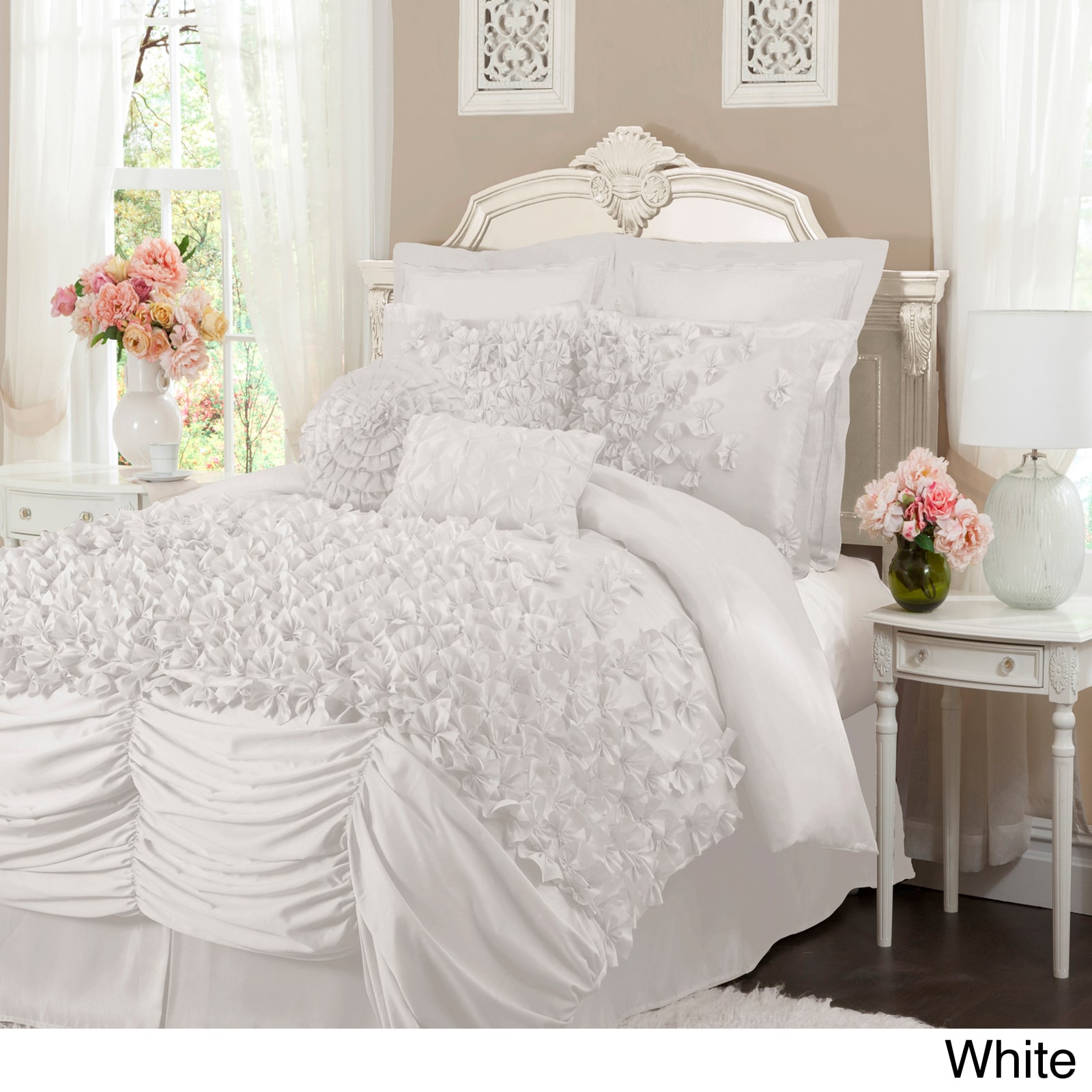 Lush Decor Lamour Eternel Lucia 4 piece Comforter Set White Size King