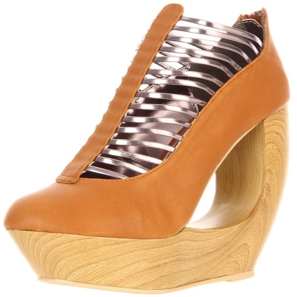 Fahrenheit Women's 'Lolita 05' Tan Wood Finished Cut out Wedges Fahrenheit Wedges