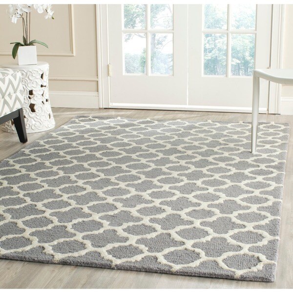 Safavieh Handmade Moroccan Cambridge Circles-pattern Silver Wool Rug - 8' x 10'