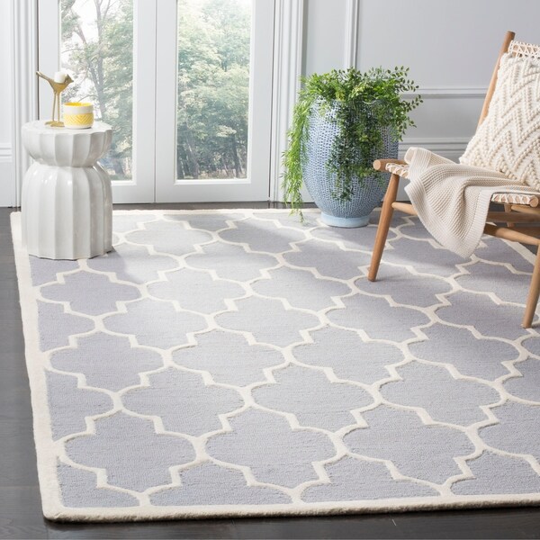 Safavieh Handmade Moroccan Cambridge Trellis-pattern Silver Wool Rug - 8' x 10'