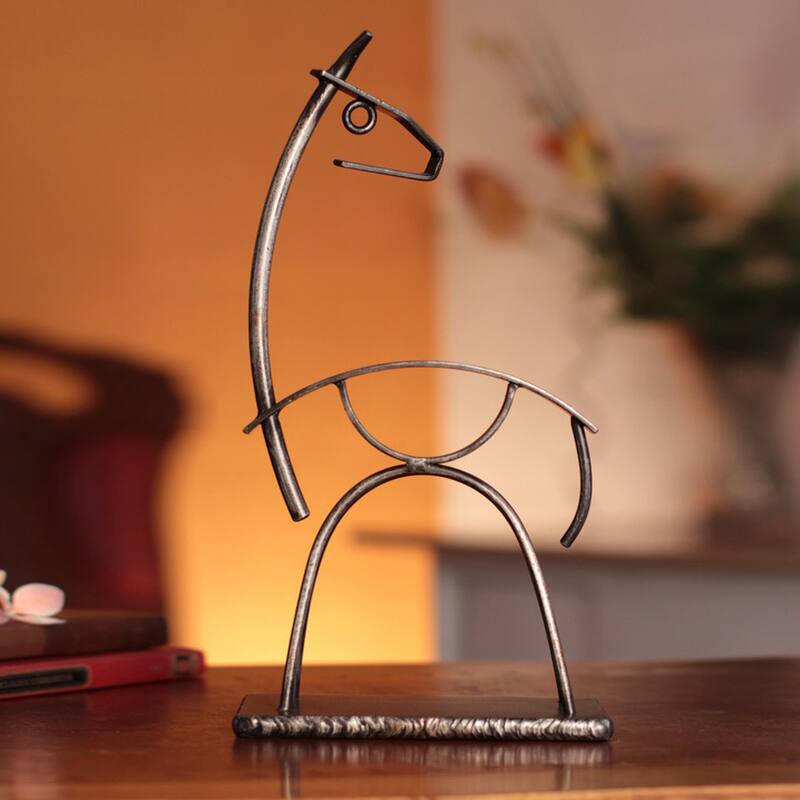 Handmade Steel 'Andean Llama' Sculpture (Peru) - 7"x14"