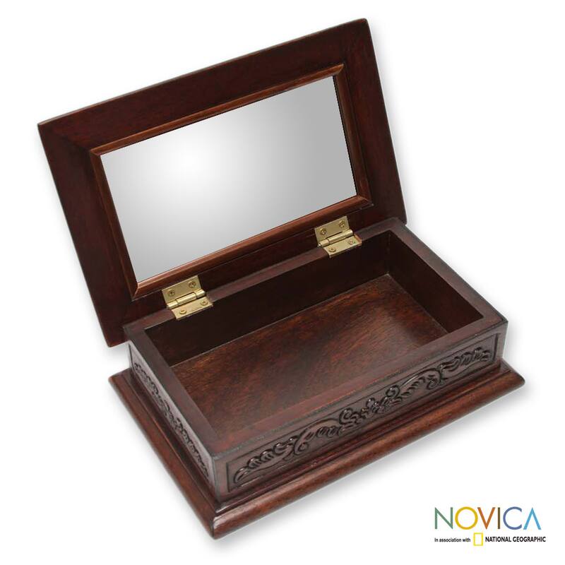 Handmade Andean Detail Mohena Wood and Leather Jewelry Box (Peru) - 7 cm H x 22.5 cm W x 15 cm D