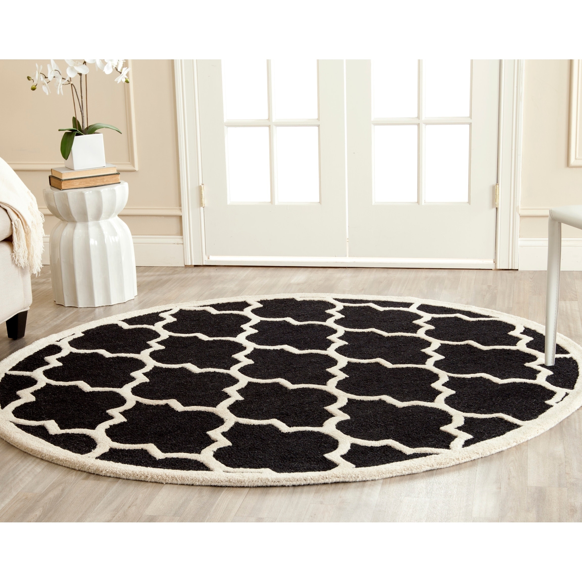 Safavieh Handmade Cambridge Moroccan Black Wool King Print Rug