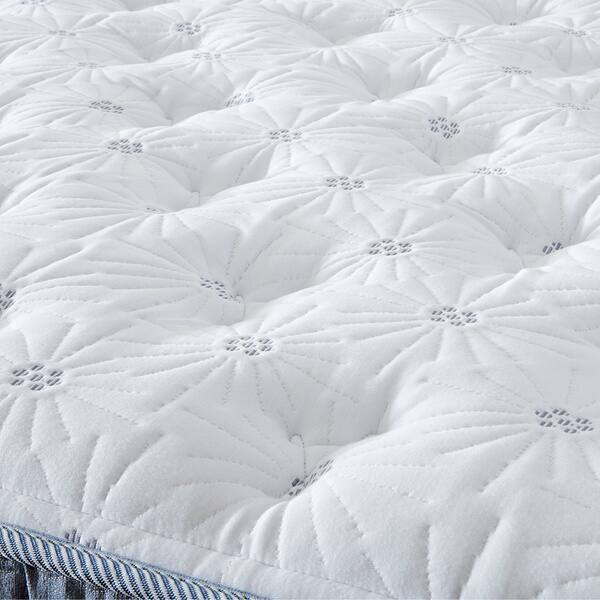 Shop Serta Perfect Sleeper Majestic Retreat Super Pillow Top Queen