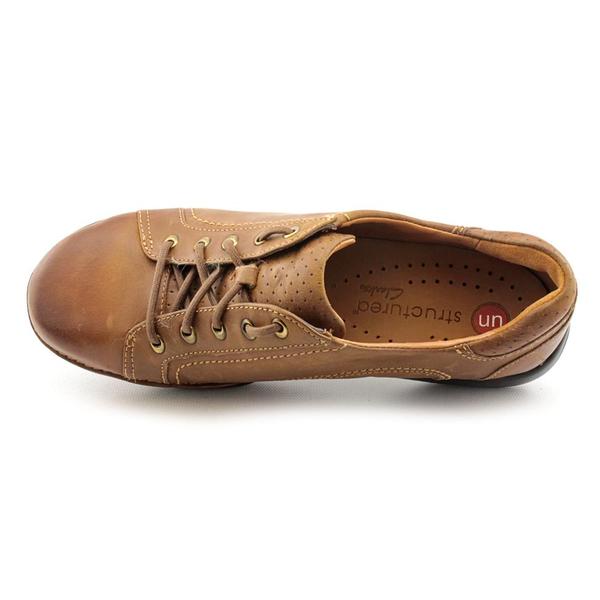 clarks structured shoes