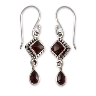 Handmade Sterling Silver Fire of Love Red Garnet Dangling Earrings (India)