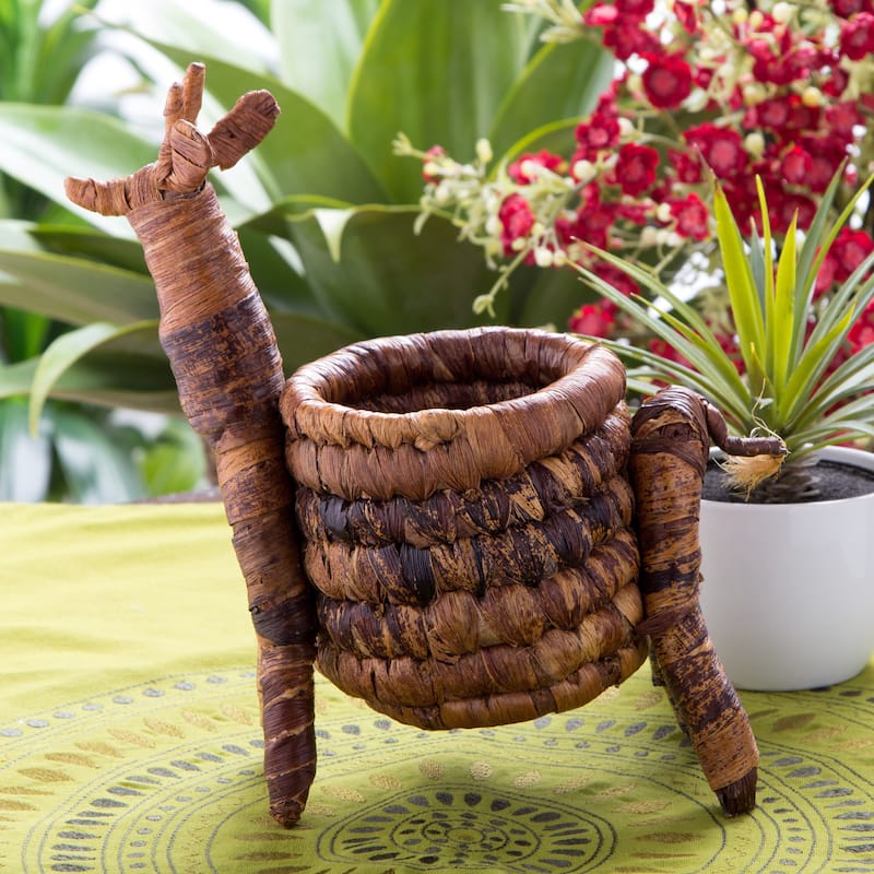 Handmade Giraffe Banana Fiber Plant Stand (Kenya)