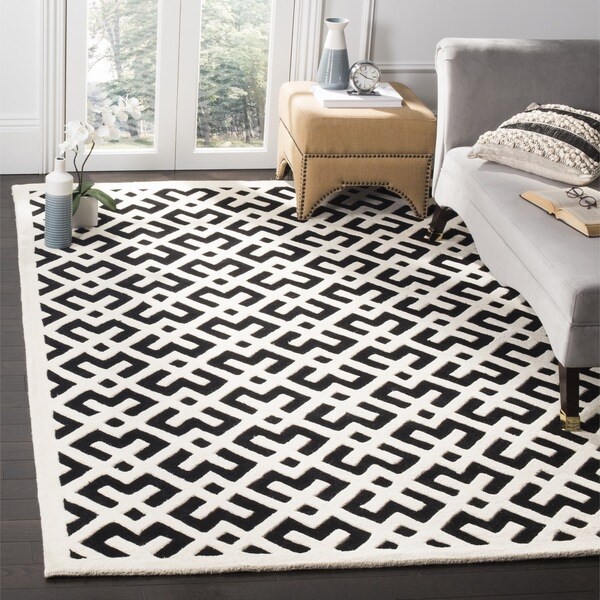 Safavieh Handmade Moroccan Black Wool Area Rug - 8' x 10'