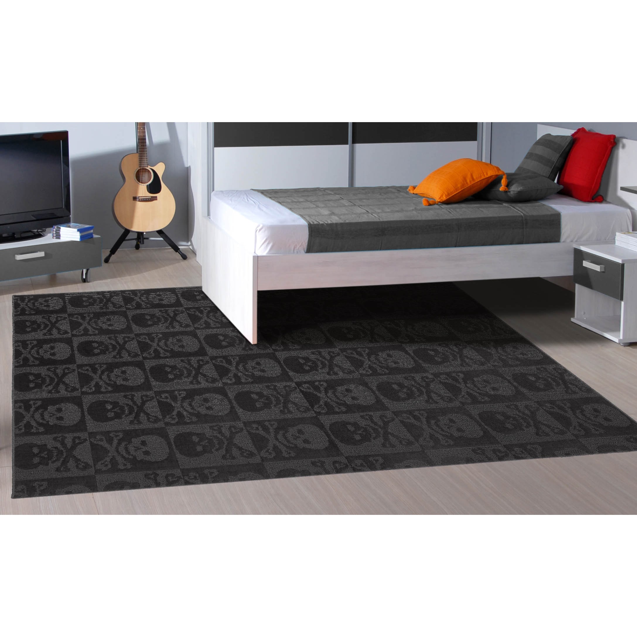 Jolly Roger Black Area Rug (76 X 96)